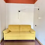 Tf Santa Sofia - A Short Walk From The Duomo 아파트 *